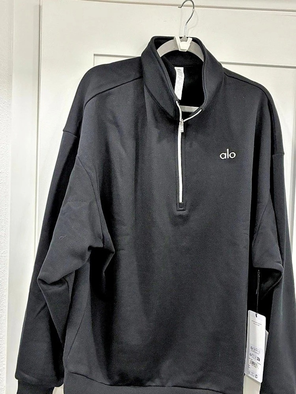 alo Black Quarter-Zip Pullover NWT